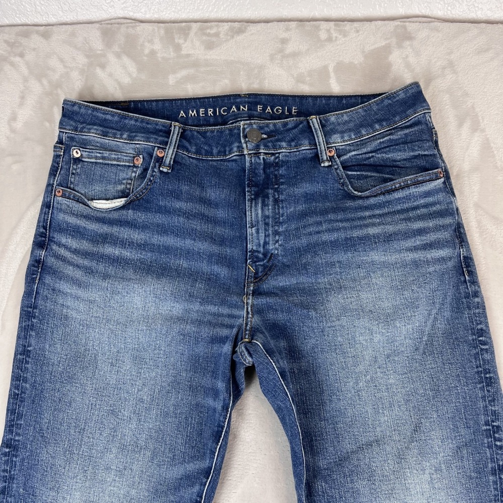 American Eagle Jeans Mens 36x30 Blue Denim Original Bootcut Whisker Casual - Picture 2 of 12
